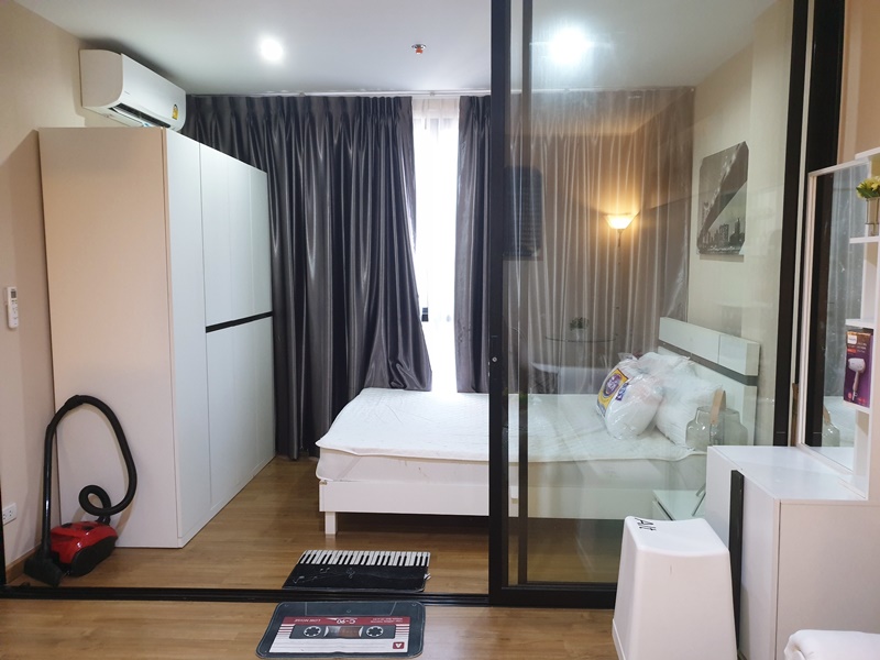 ให้เช่าคอนโด เดอะ ทรี อินเตอร์เชนจ์ พื้นที่ 30 ตร.ม. สตูดิโอ เช่า 8,500 บ/ด