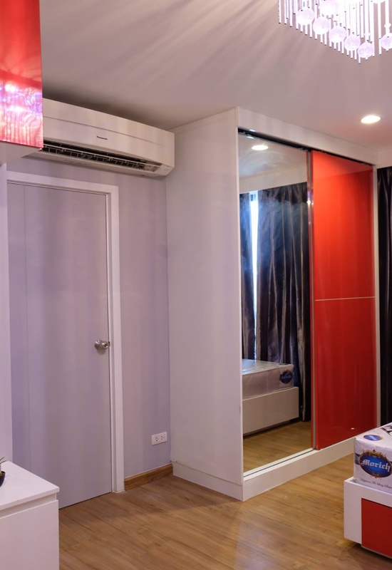 ให้เช่าคอนโด เดอะ ทรี อินเตอร์เชนจ์ พื้นที่ 23 ตร.ม. สตูดิโอ เช่า 9,000 บาท/เดือน