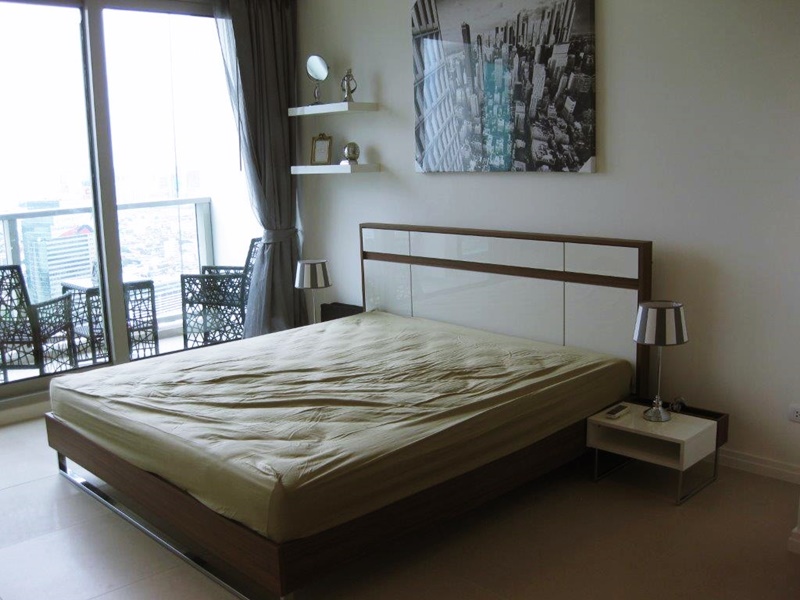 ให้เช่าคอนโด เดอะ ริเวอร์ พื้นที่ 67 ตร.ม. 1 ห้องนอน เช่า 35,000 บ/ด