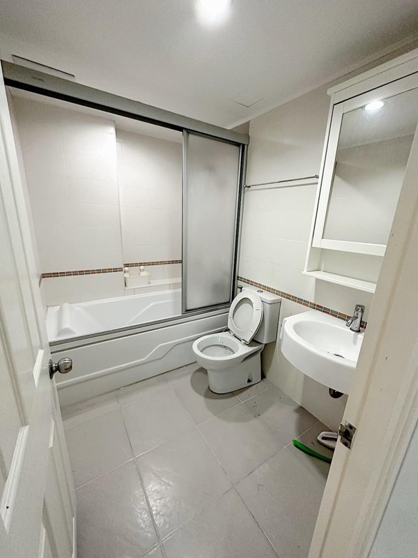 ขายคอนโด ลุมพินี เพลส พระราม 9 พื้นที่ 72 ตร.ม. 2 ห้องนอน ขาย 6.2 ล้านบาท