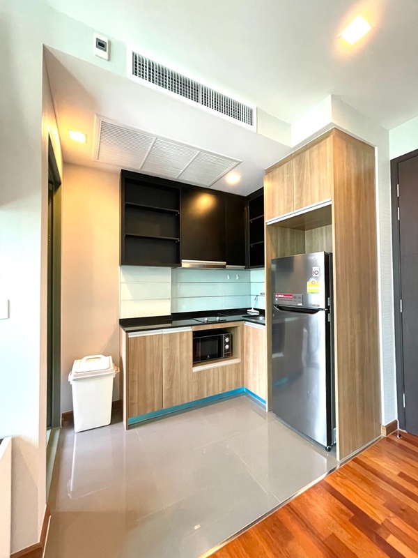 ให้เช่าคอนโด วิช ซิกเนเจอร์ มิดทาวน์ สยาม พื้นที่ 35 ตร.ม. 1 ห้องนอน ให้เช่า 20,000 บ/ด