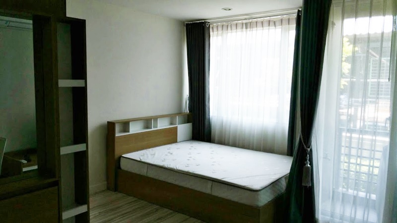 ให้เช่าสัมมากร เอสเก้า คอนโดมิเนียม พื้นที่ 25 ตรม. สตูดิโอ เช่า 6,500 บาท/เดือน