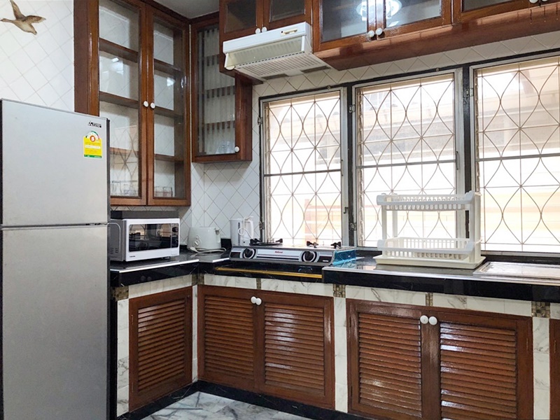 ให้เช่าบ้านเดี่ยว 2 ชั้น รามคำแหง พื้นที่ 60 ตรว. 3 ห้องนอน เช่า 25,000 บ/ด