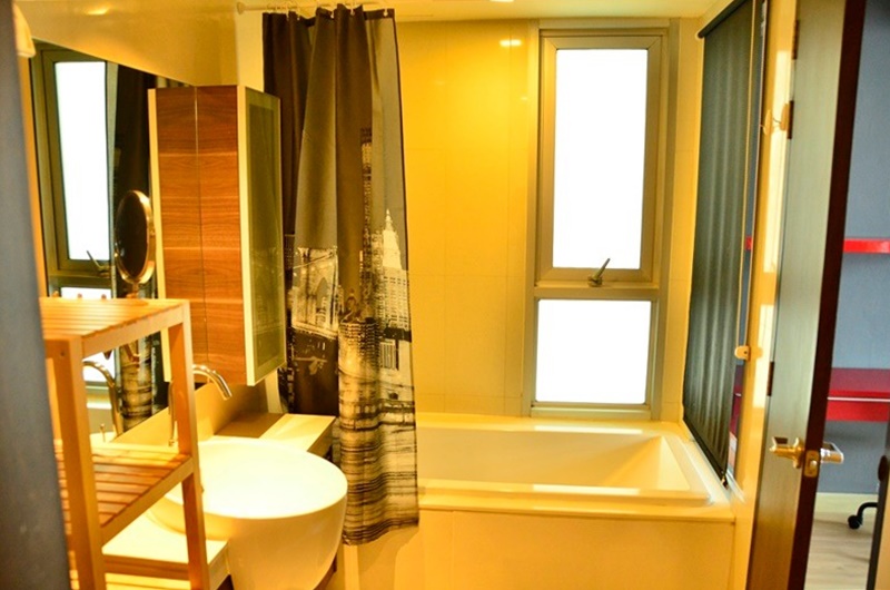 ให้เช่าคอนโด สกายวอล์ค คอนโดมิเนียม พื้นที่ 60 ตร.ม. 1 ห้องนอน เช่า 32,000 บ/ด