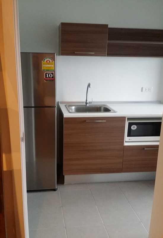 ให้เช่าคอนโด เดอะ ทรี อินเตอร์เชนจ์ พื้นที่ 30 ตร.ม. เช่า 8,500 บ/ด