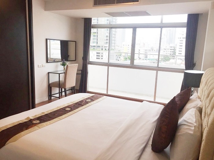 ให้เช่าคอนโด เดอะ แคปิตอล สุขุมวิท 30/1 พื้นที่ 92 ตร.ม. 1 ห้องนอน เช่า 32,000 บ/ด