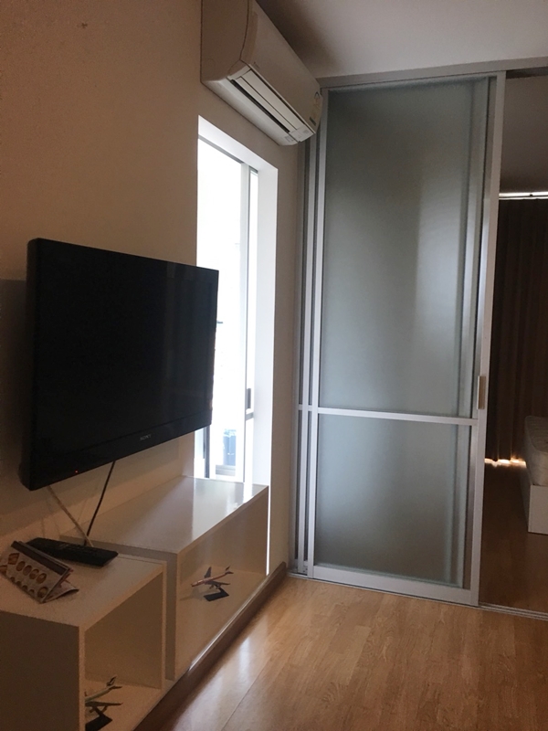 ให้เช่าคอนโด ยู ดีไลท์ แอท จตุจักร สเตชั่น พื้นที่ 32 ตร.ม. 1 ห้องนอน เช่า 13,000 บ/ด.