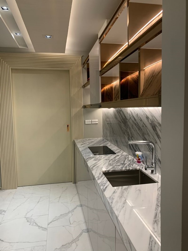 ให้เช่าคอนโด 111 เรสซิเดนซ์ พื้นที่ 80 ตรม. 2 ห้องนอน เช่า 75,000 บ/ด