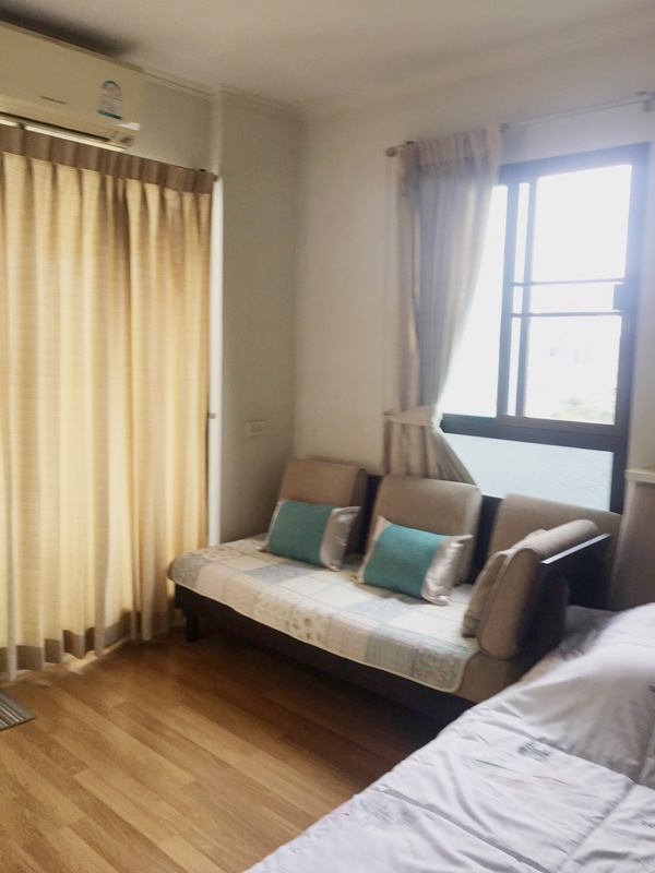 ให้เช่า ลุมพินี เพลส พหล-สะพานควาย 65 ตร.ม. 2 ห้องนอน 25,000 บ/ด