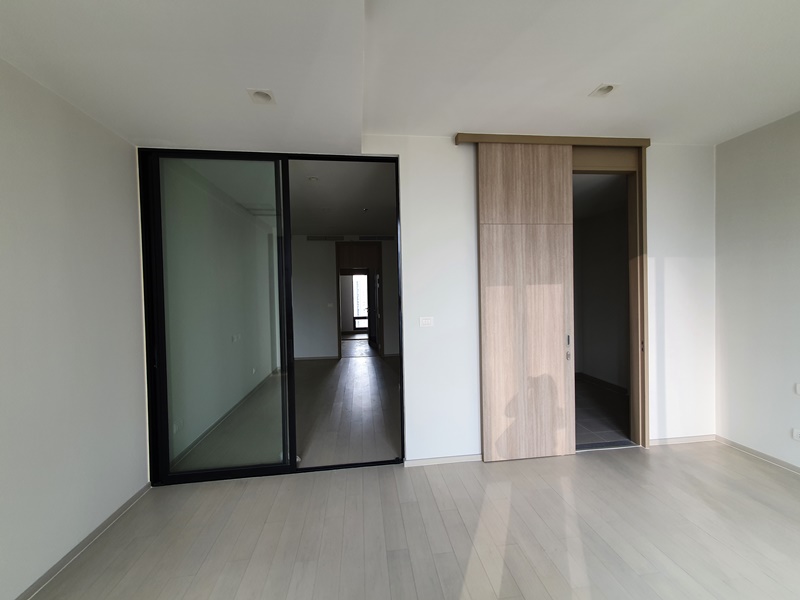 ขาย/ให้เช่าคอนโด โนเบิล เพลินจิต พื้นที่ 49 ตร.ม. (ห้องเปล่า) เช่า 25,000 บ/ด ขาย 12.5 ล.