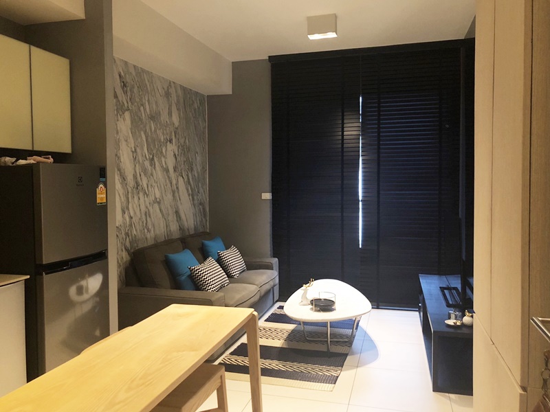 ให้เช่าคอนโด เดอะ ลอฟท์ เอกมัย พื้นที่ 35 ตร.ม. 1 ห้องนอน เช่า 25,000 บ/ด