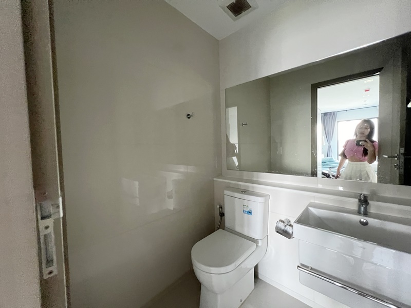 ให้เช่าคอนโด ไลฟ์ อโศก - พระราม 9 พื้นที่ 59 ตร.ม. 2 ห้องนอน เช่า 35,000 บ/ด