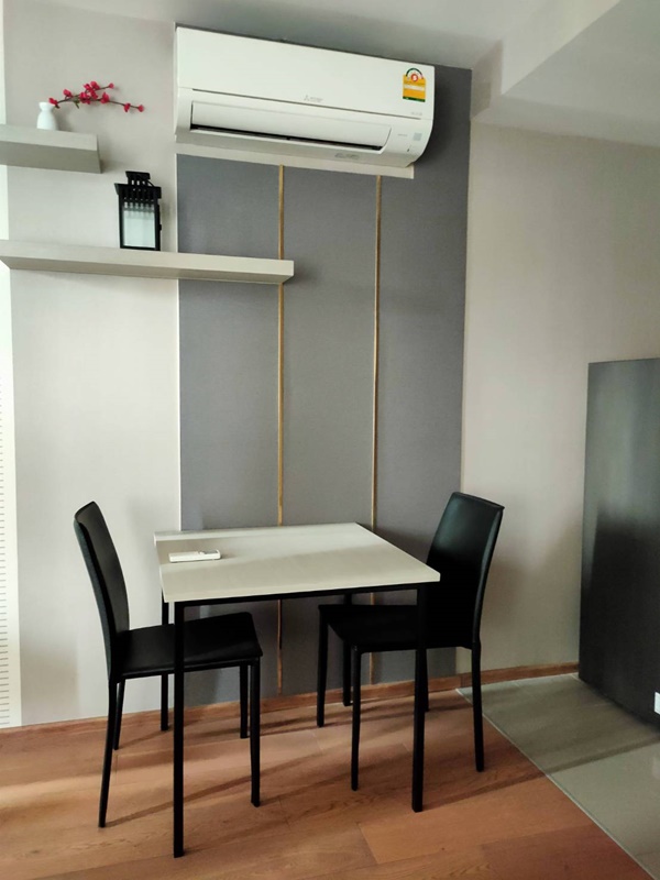 ให้เช่าคอนโด คิว ชิดลม-เพชรบุรี พื้นที่ 45 ตร.ม. 1 ห้องนอน เช่า 18,000 บ/ด