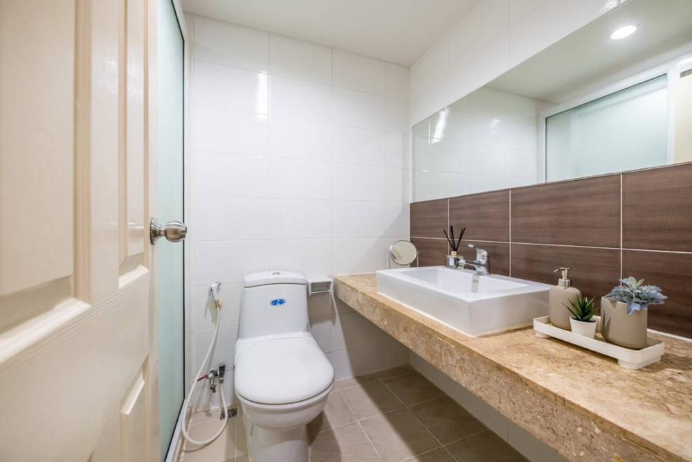 ให้เช่าคอนโด แกรนด์ พาร์ค วิว อโศก พื้นที่ 37 ตรม. สตูดิโอ ราคาเช่า 17,000 บาท