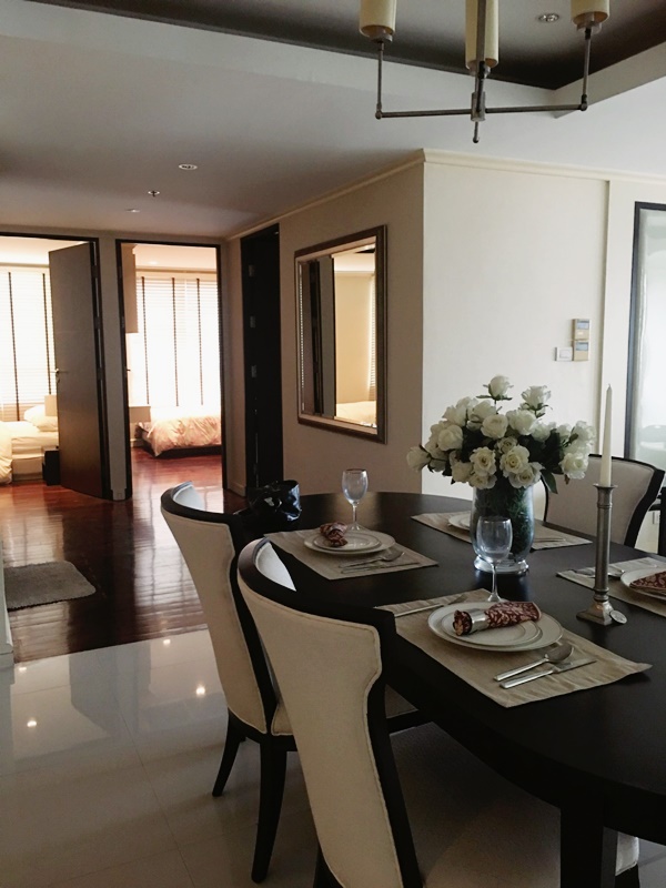 ขายคอนโด เดอะ โอเลียนเดอร์ พื้นที่ 170 ตร.ม. 3 ห้องนอน ขาย 22 ล้านบาท