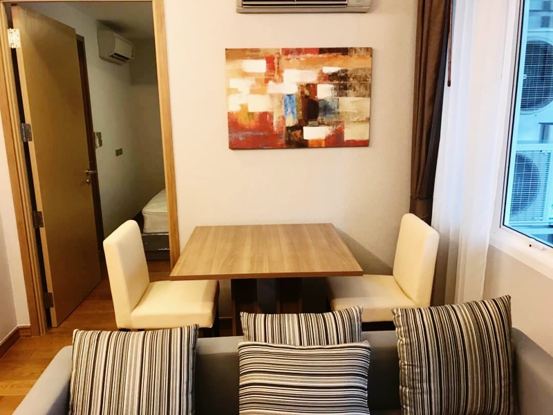 ให้เช่าคอนโด อินเตอร์ ลักส์ พรีเมียร์ สุขุมวิท 13 พื้นที่ 39 ตร.ม. 1 ห้องนอน เช่า 18,000 บ/ด