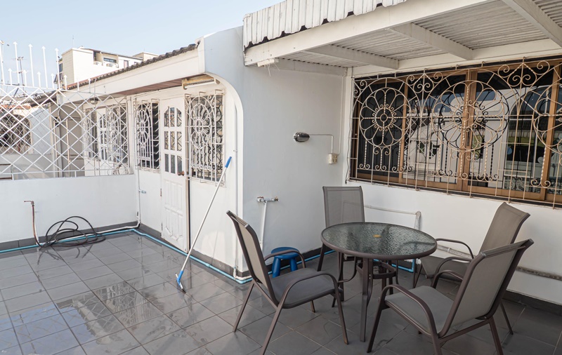 ให้เช่าทาวน์โฮม 4 ชั้น ย่านเอกมัย พื้นที่ 24 ตรว. 5 ห้องนอน เช่า 50,000 บ/ด