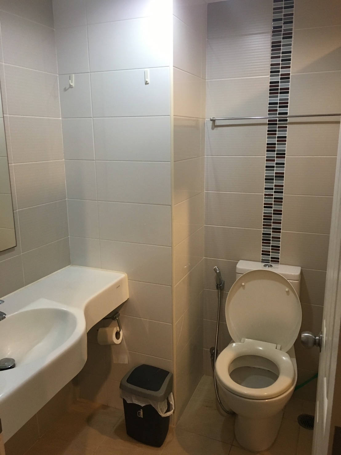 ให้เช่าคอนโด ลุมพินี เพลส พระราม 9 พื้นที่ 70 ตร.ม. 2 ห้องนอน เช่า 26,000 บ/ด