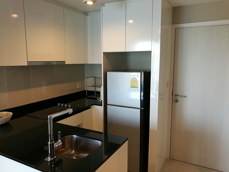 ขาย/ให้เช่าคอนโด มาเอสโตร 39 พื้นที่ 60 ตร.ม. 2 ห้องนอน เช่า 35,000 บ/ด ขาย 8.6 ล.