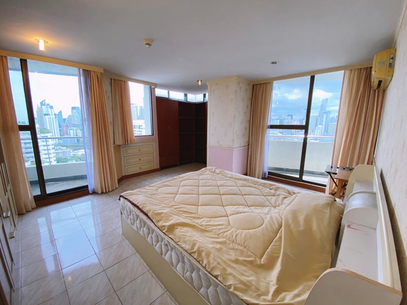 ขายคอนโด ศุภาลัย เพลส สุขุมวิท 39 พื้นที่ 120 ตรม. 2 ห้องนอน ขาย 7.72 ล้านบาท