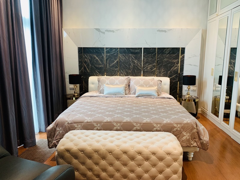 ขายคอนโด เบลล์ แกรนด์ พระราม 9 พื้นที่ 127.80 ตร.ม. 2 ห้องนอน (เพนท์เฮ้าส์) ขาย 25 ล้านบาท