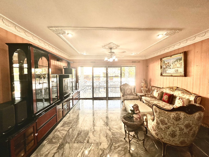 ให้เช่าบ้านเดี่ยว 2 ชั้น ย่านตลิ่งชัน 120 ตรว. 6 ห้องนอน เช่า 150,000 บ/ด