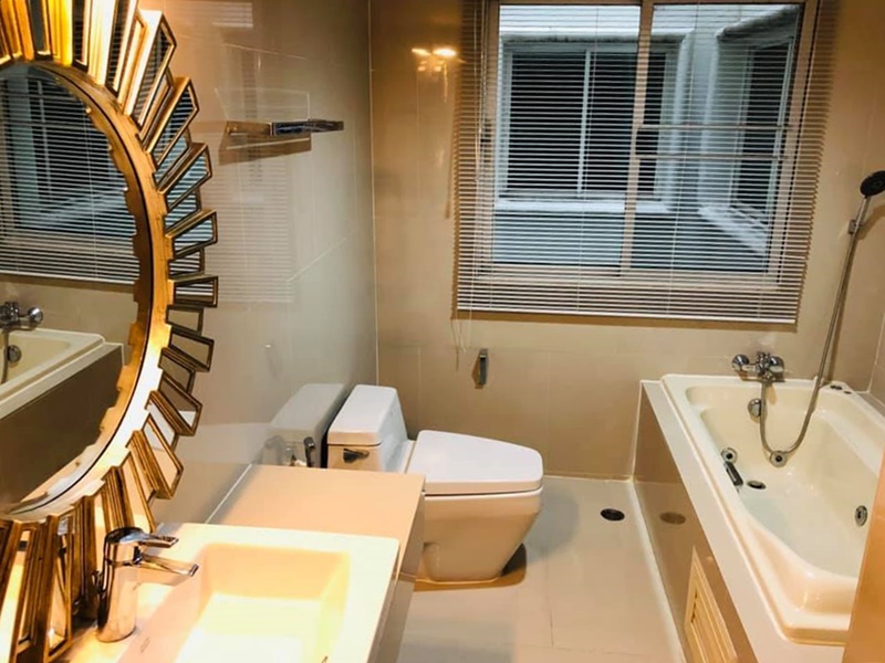 ให้เช่าคอนโด 33 ทาวเวอร์ พื้นที่ 206 ตร.ม. 2 ห้องนอน เช่า 40,000 บ/ด