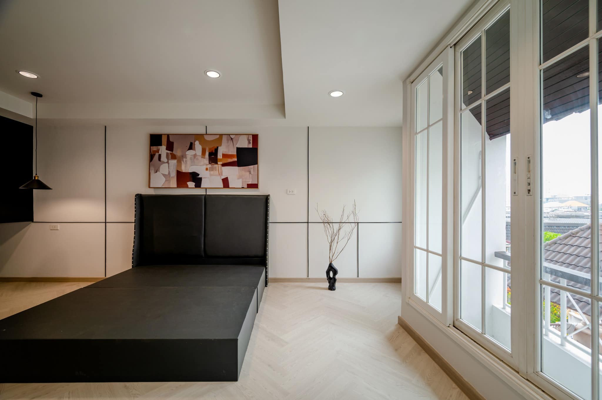 ขาย/ให้เช่า ทาวน์โฮม 4.5 ชั้น ย่านจตุจักร พื้นที่ 26 ตรว. 5 ห้องนอน เช่า 300,000 บ/ด ขาย 19.99 ล้าน