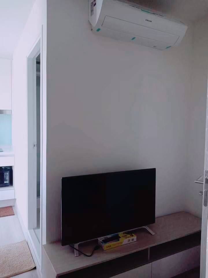 ให้เช่าคอนโด สกายไลน์ รัตนาธิเบศร์ พื้นที่ 23 ตร.ม. 1 ห้องนอน เช่า 8,000 บาทต่อเดือน