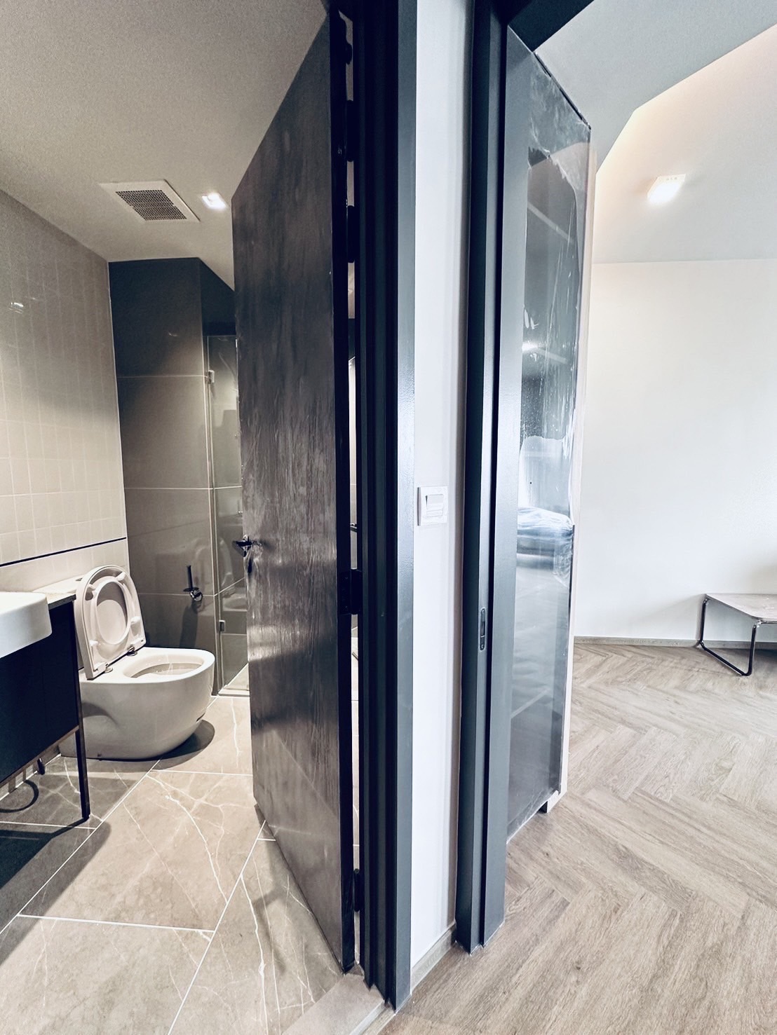 ให้เช่าคอนโด แชปเตอร์ จุฬา-สามย่าน (ห้องใหม่) 35 ตรม. 1 ห้องนอน ค่าเช่า 26,000 /เดือน