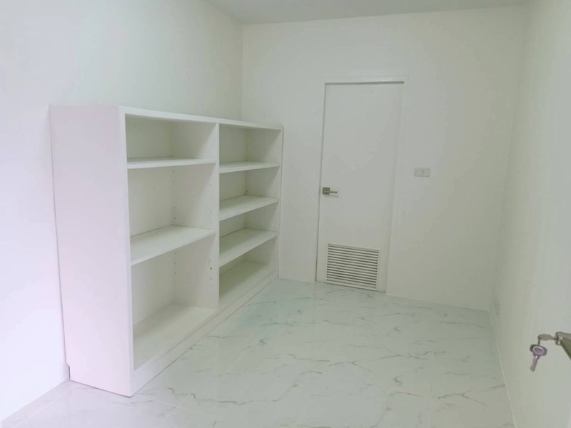 ให้เช่าคอนโด เดอะ วอเตอร์ฟอร์ด คอนโดมิเนียม 193.35 ตรม. 2 ห้องนอน เช่า 55,000 บ/ด