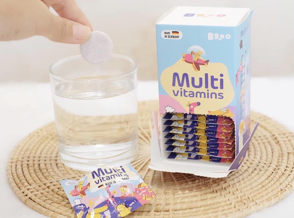 BROO multivitamins มัลติวิตามิน วิตามินรวม สำหรับเด็ก 2 ปี ขึ้นไป