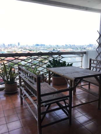 ให้เช่าคอนโด รัตนโกสินทร์ วิว แมนชั่น 410 ตร.ม. 3 ห้องนอน ให้เช่า 50,000 บ/ด