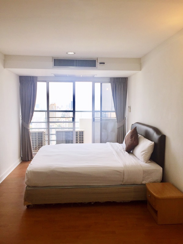 ให้เช่าคอนโด เดอะ วอเตอร์ฟอร์ด ไดมอนด์ 146 ตรม. 3 ห้องนอน เช่า 44,700 บ/ด