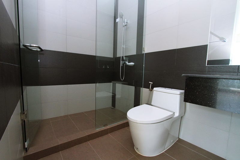 ขายทาวน์โฮม 3.5 ชั้น ย่านลาดพร้าว พื้นที่ 33.30 ตรว. 3 ห้องนอน ขาย 13.7 ล.