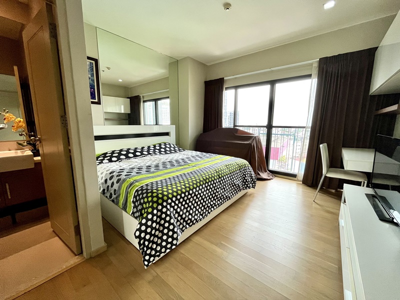 ให้เช่าคอนโด โนเบิล รีวิล พื้นที่ 45 ตร.ม. 1 ห้องนอน เช่า 30,000 บ/ด