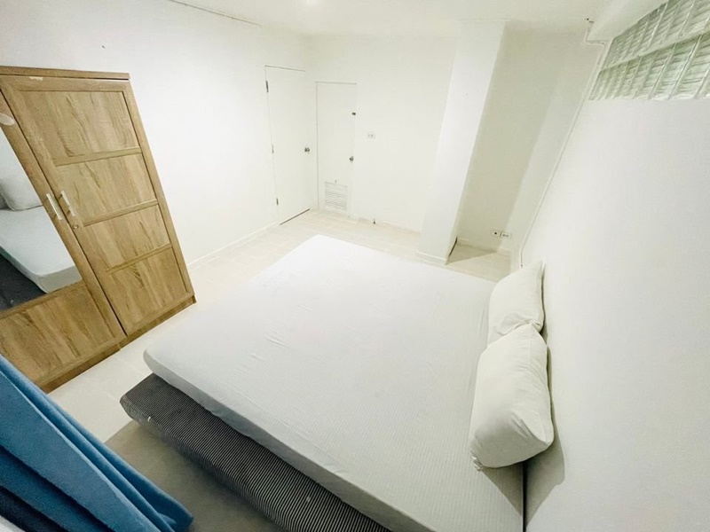 ให้เช่าคอนโด เดอะ วอเตอร์ฟอร์ด พระราม 4 พื้นที่ 60 ตร.ม. 2 ห้องนอน เช่า 15,000 บ/ด