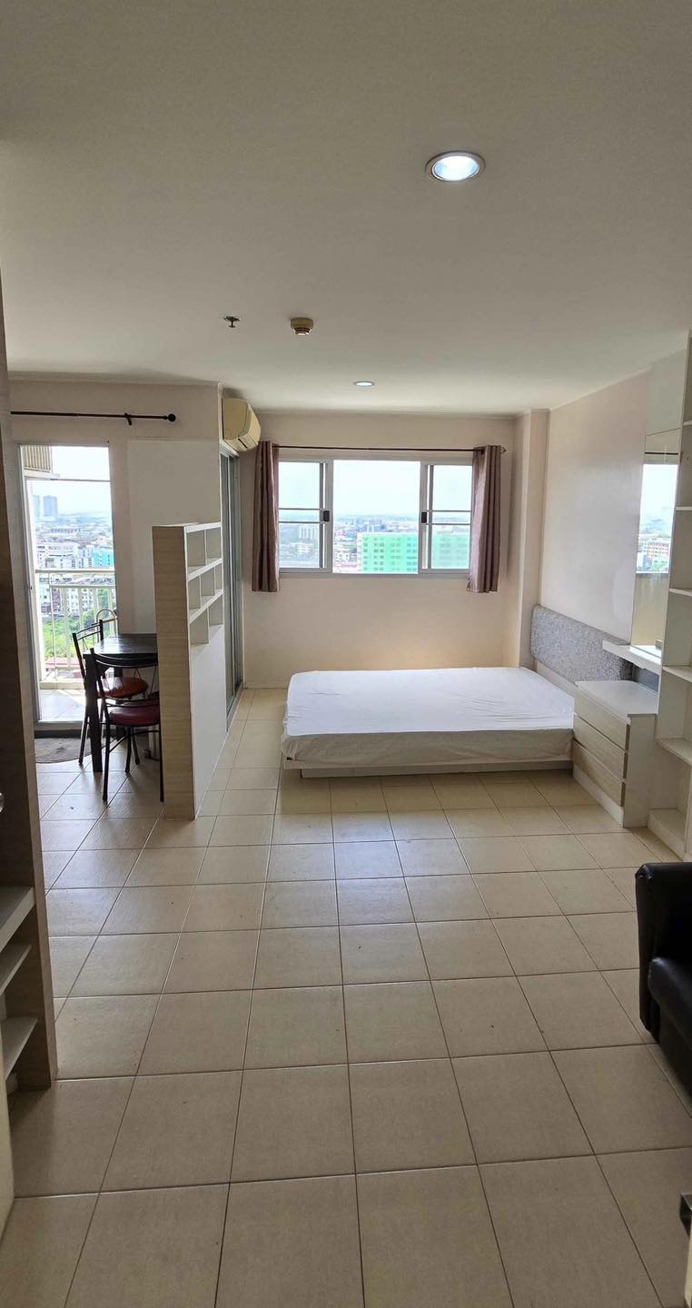 ให้เช่า ลุมพินี คอนโดทาวน์ รามอินทรา นวมินทร์ 23 ตร.ม ห้องสตูดิโอ ห้องมุม ราคา 6,500 บาท/เดือน