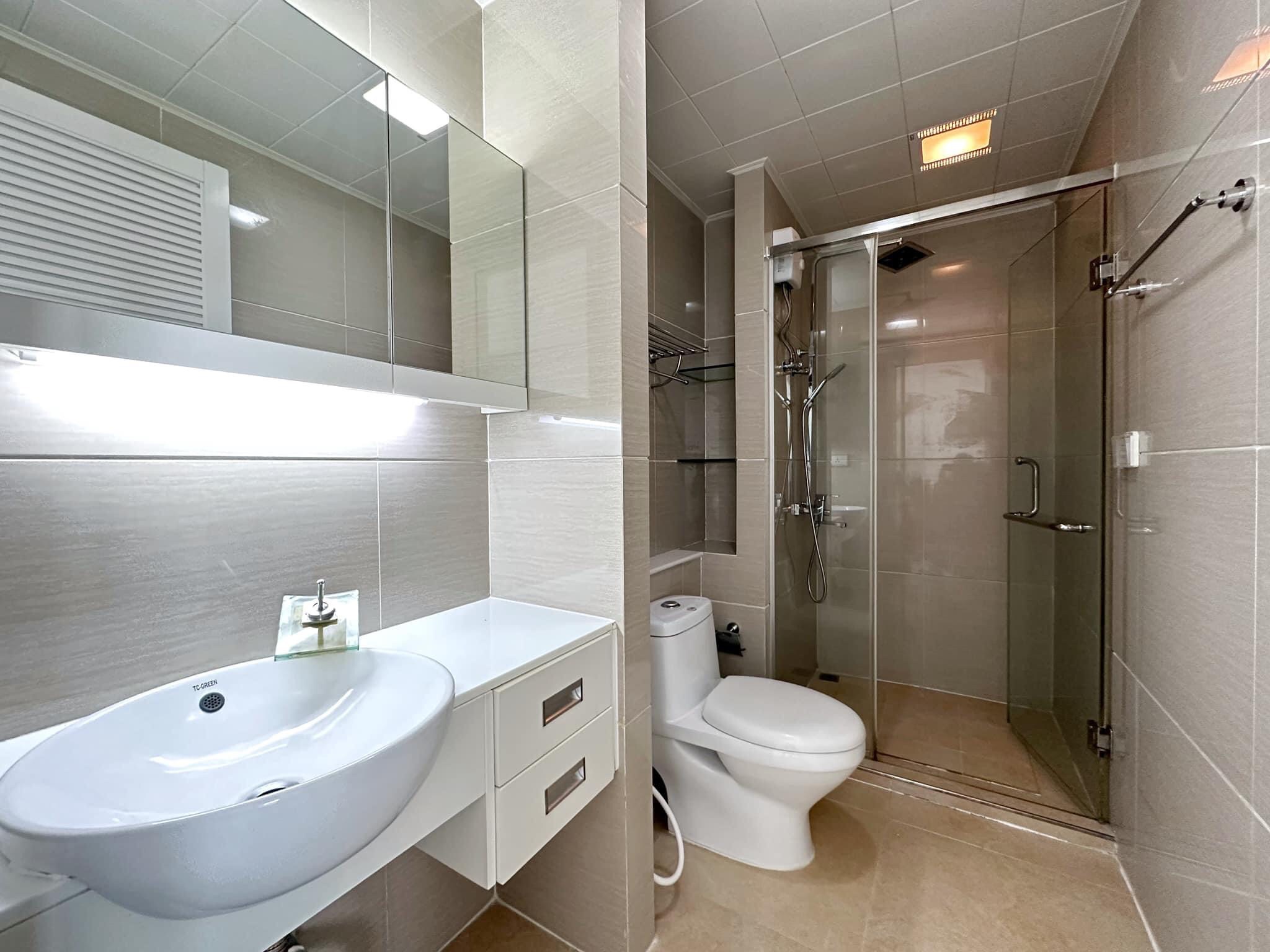 ให้เช่าคอนโด ที.ซี. กรีน พื้นที่ 40 ตรม. 1 ห้องนอน เช่า 17,000 บาท/เดือน