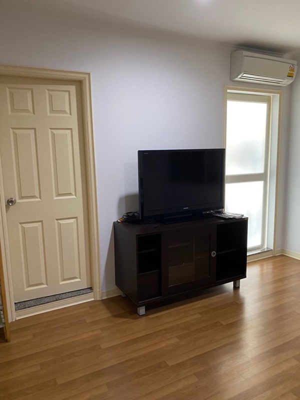 ให้เช่าคอนโด ลุมพินี เพลส พหล-สะพานควาย 35 ตร.ม. 1 ห้องนอน เช่า 11,000 บ/ด