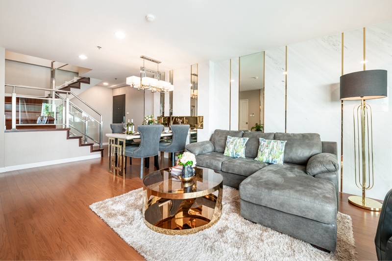 ขาย/ให้เช่า เบลล์ แกรนด์ พระราม 9 108 ตร.ม. 3 ห้องนอน เช่า 90,000 บ/ด ขาย 22 ลบ.