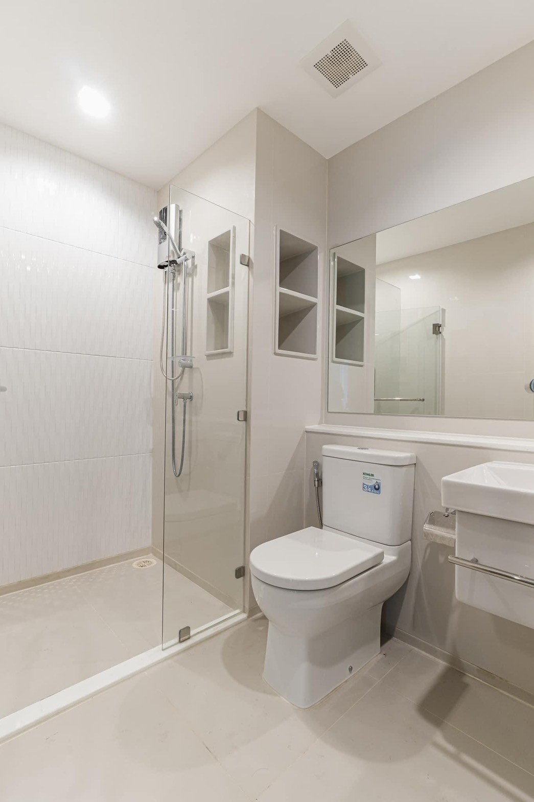 ให้เช่าคอนโด ไลฟ์ ลาดพร้าว พื้นที่ 36 ตรม. 1 ห้องนอน ราคาเช่า 23,000 /เดือน