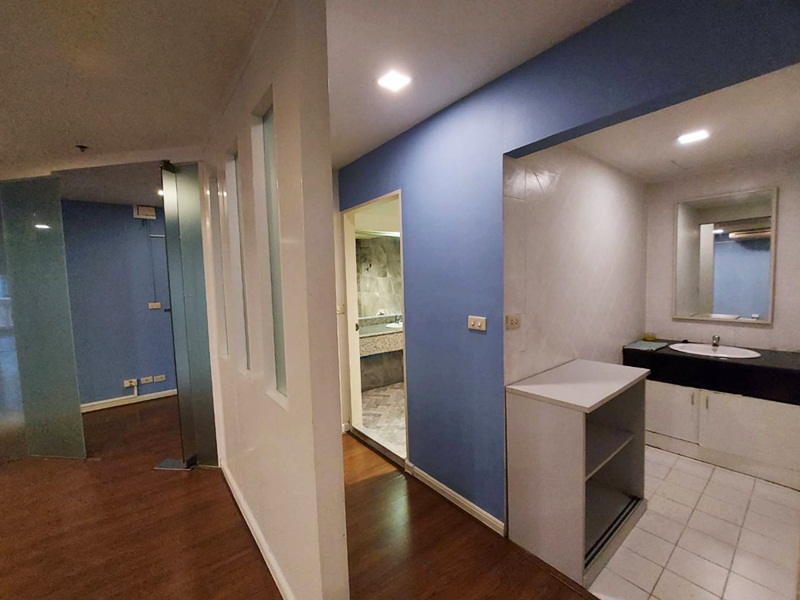 ให้เช่าคอนโด สเตท ทาวเวอร์ พื้นที่ 136.46 ตรม. 5 ห้องนอน เช่า 40,000 บ/ด