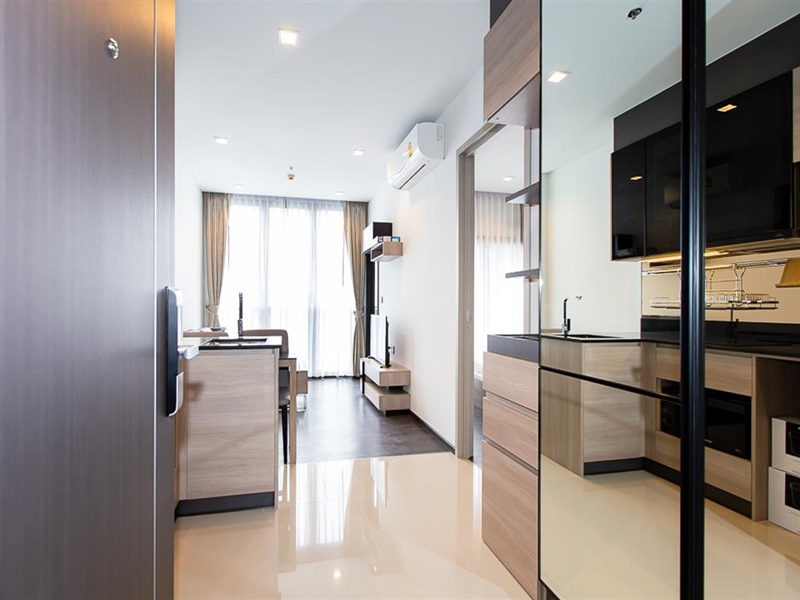 ให้เช่าคอนโด เดอะ ไลน์ อโศก-รัชดา พื้นที่ 34.75 ตร.ม. 1 ห้องนอน เช่า 20,000 บ/ด