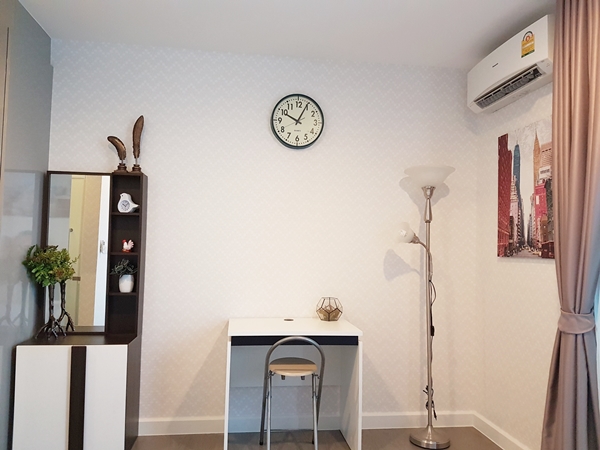 ขาย/ให้เช่า คอนโด เอ สเปซ ไอดี อโศก-รัชดา พื้นที่ 33 ตร.ม. 1 ห้องนอน เช่า 15,000 บ/ด ขาย 4.2 ล้านบาท