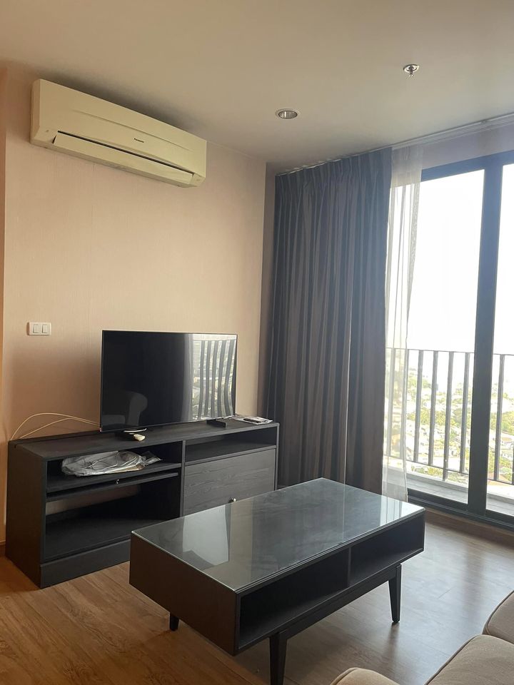 ให้เช่าคอนโด เดอะ ทรี อินเตอร์เชนจ์ พื้นที่ 64 ตร.ม. 2 ห้องนอน 2ห้องน้ำ ชั้นสูง