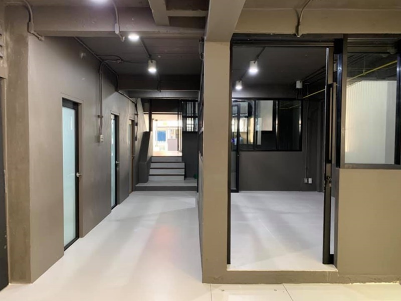 ให้เช่าโฮมออฟฟิศ 3 ชั้น ย่านพระราม 9 พื้นที่ 38 ตรว. เช่า 55,000 บาท/เดือน