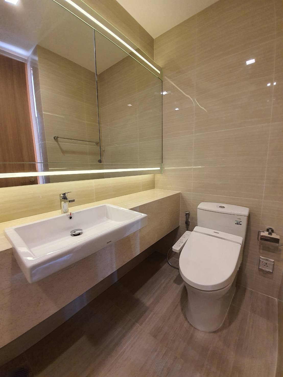 ขายคอนโด โนเบิล บี เทอร์ตี้ทรี พื้นที่ 34.25 ตร.ม. 1 ห้องนอน ขาย 7.9 ล้านบาท