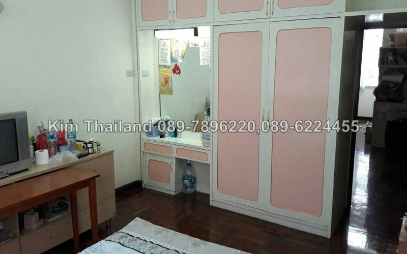 ให้เช่าอาคารพาณิชย์ 6 ชั้น ย่านสุรวงศ์ กว้าง 3.75 ม. ยาว 12 เมตร 3 ห้องน้ำ เช่า 80,000 บ/ด