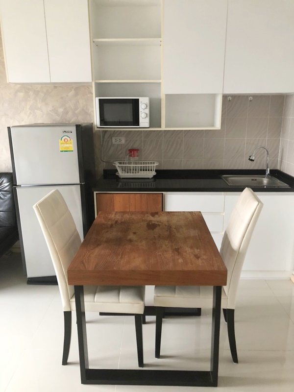 ให้เช่าคอนโด ริชพาร์ค 2 แอท เตาปูน อินเตอร์เชนจ์ พื้นที่ 30 ตร.ม. 1 ห้องนอน เช่า 9,500 บ/ด